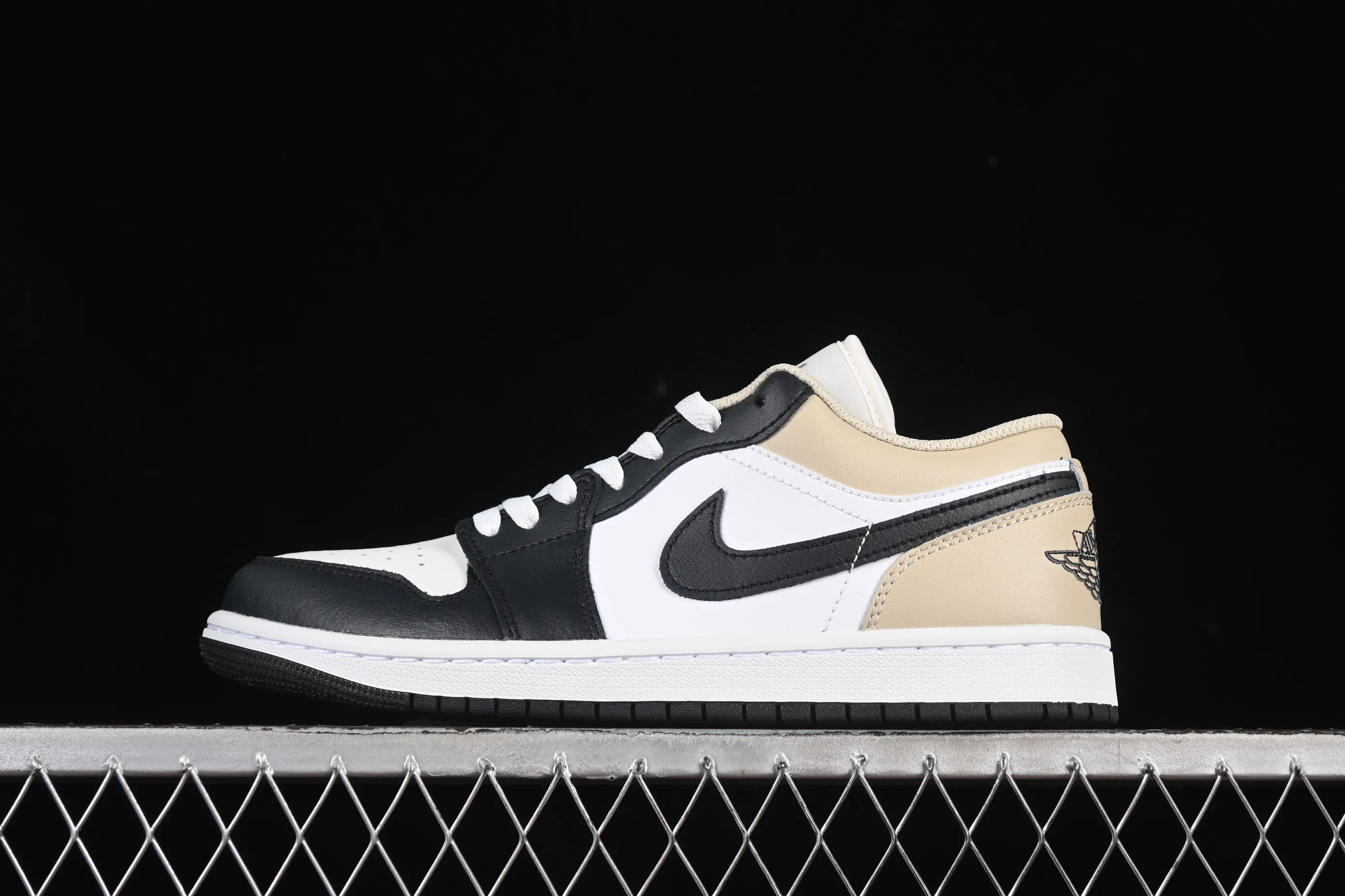 All categories Air Jordan Jordan series basketball shoes Air Jordan 1 Low G version pure original Air Jordan 1 Low AJ1 Joe 1 cream white low-top cultural casual sneakers 553558-153